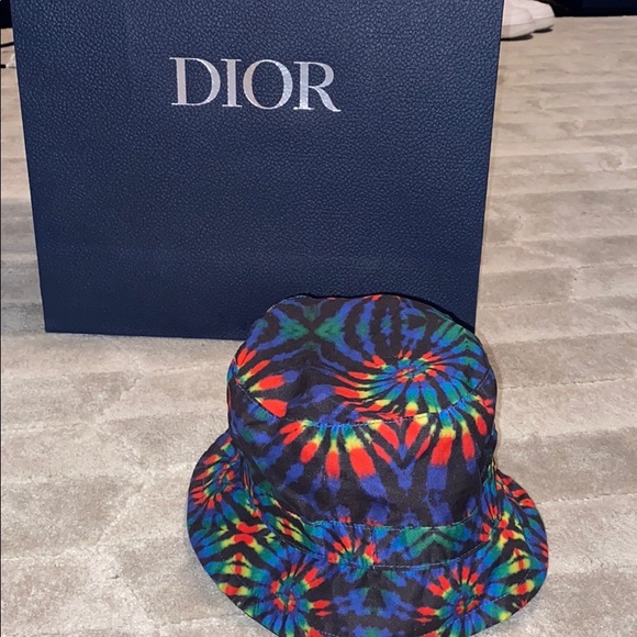 Reversible bucket hat - Picture 3 of 3